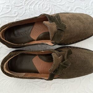 Born Olive Brown Herringbone Women's Slip-On Loafers